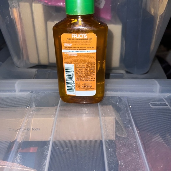 GARNIER Fructis Sleek & Shine Moroccan Sleek Smoothing Oil Treatment 3.75 Fl Oz - Picture 8 of 9